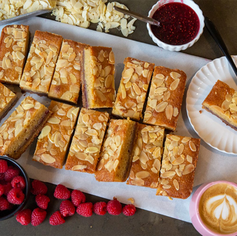 Cakesmiths Raspberry Bakewell