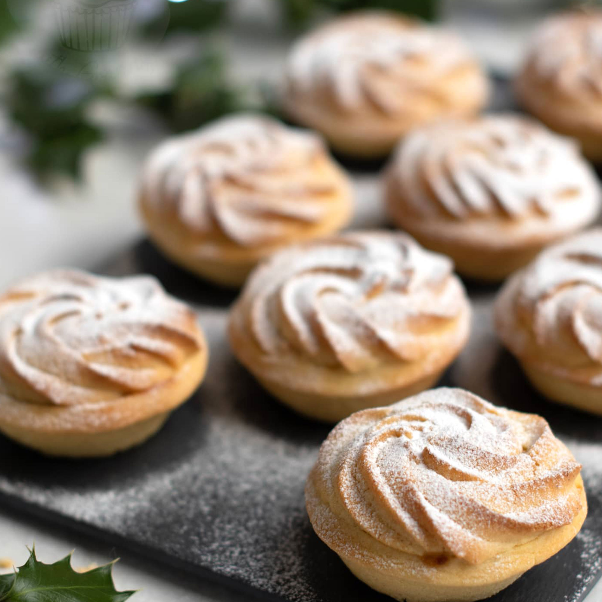 Festive Unbaked Viennese Mince Pies