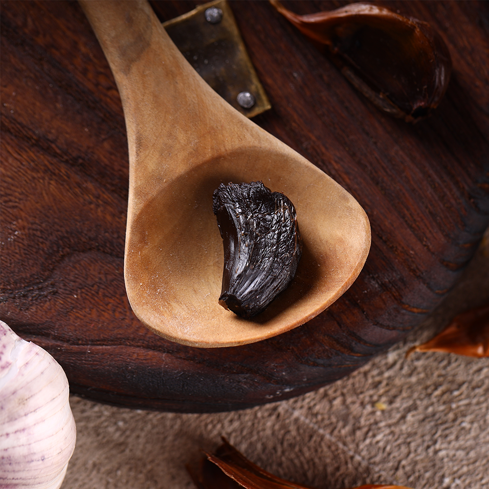 Black Garlic Peeled