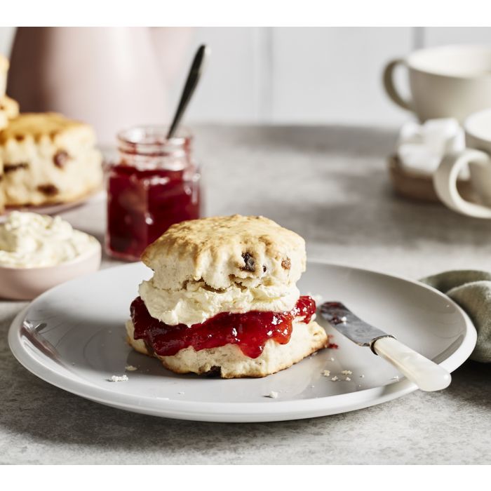 Chefs' Selections Giant Sultana Scones